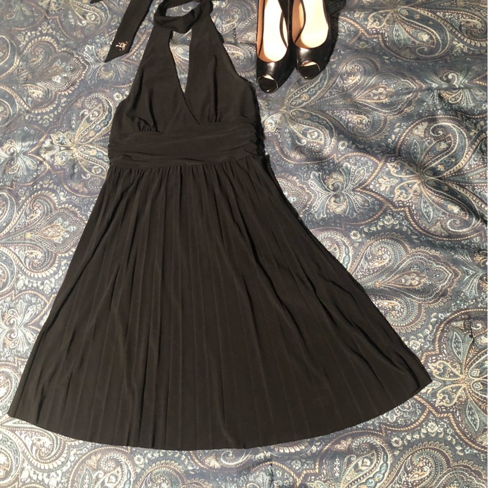 Guess Elegant Black Halter Dress